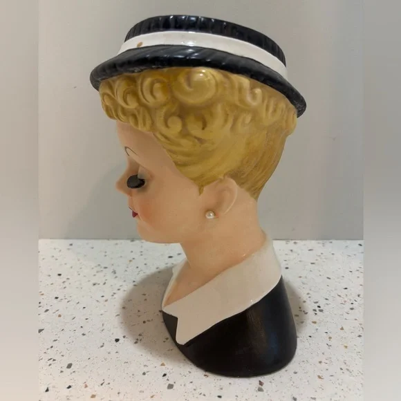 Vintage 1960s Napco Pottery‎ Ceramic Lady Head Vase Figurine